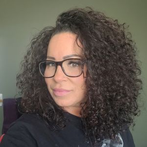 Meet your Posher, Leah